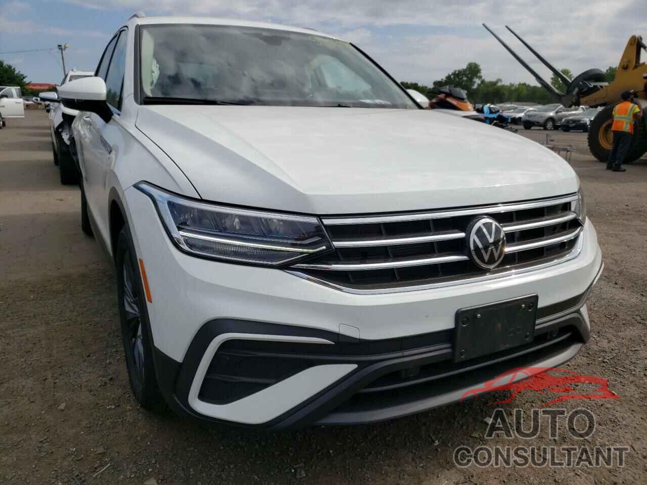 VOLKSWAGEN TIGUAN 2022 - 3VV2B7AX8NM025113