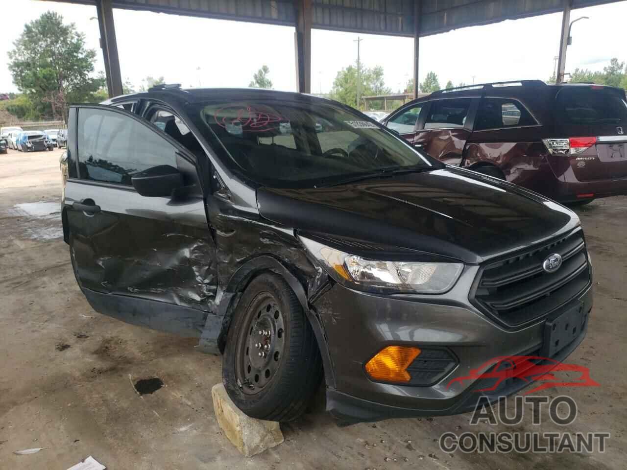 FORD ESCAPE 2018 - 1FMCU0F78JUD15219