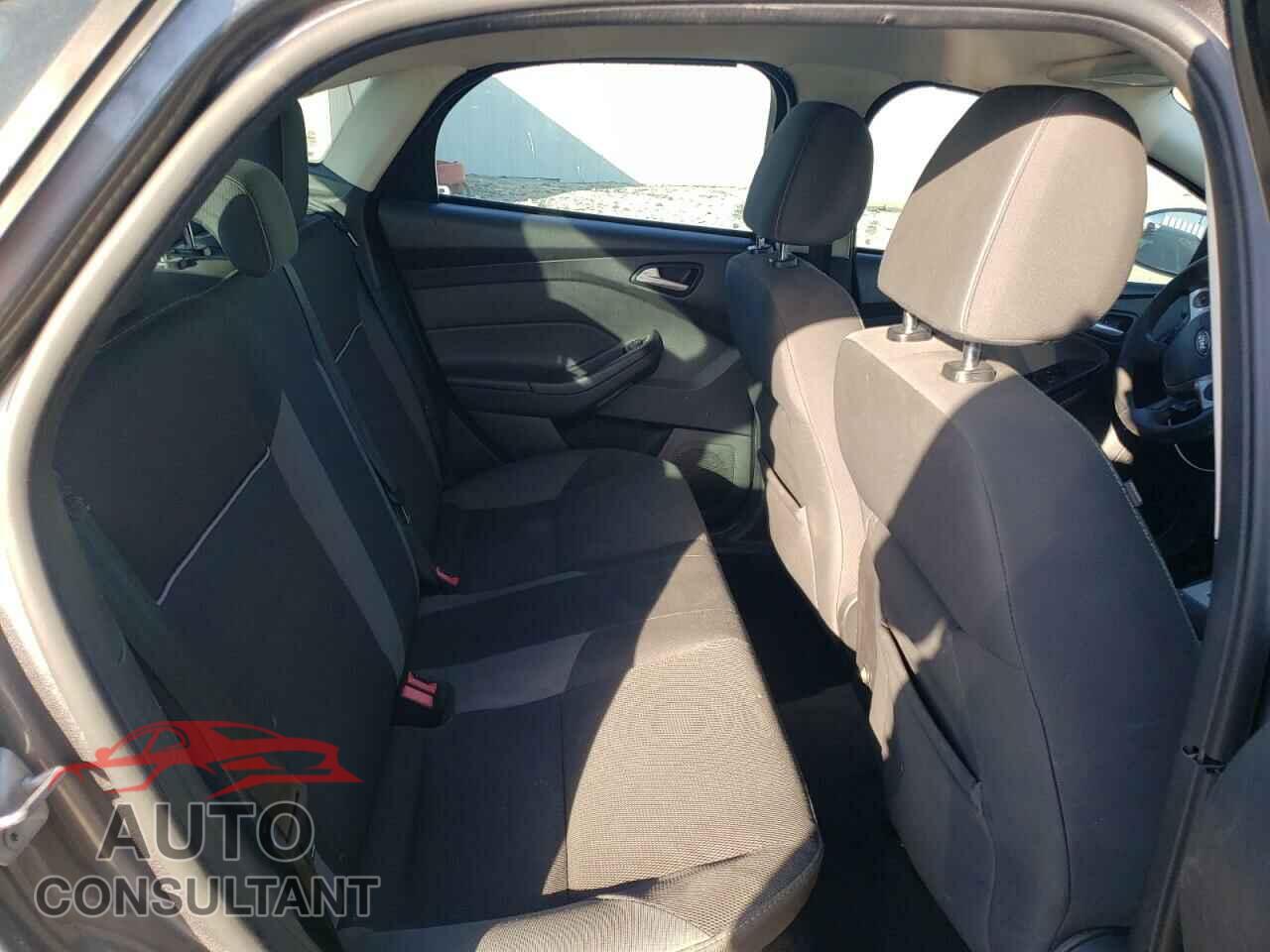 FORD FOCUS 2013 - 1FADP3F2XDL371426