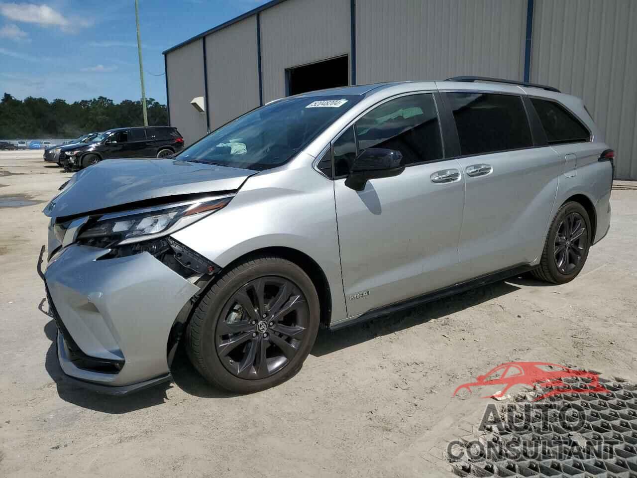 TOYOTA SIENNA 2021 - 5TDDRKEC8MS031845