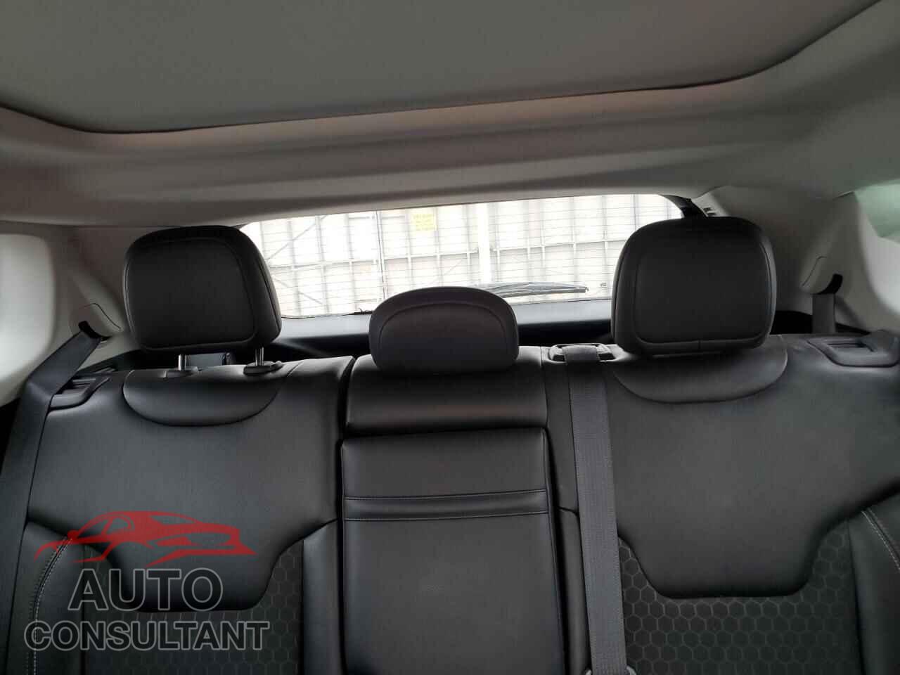 JEEP COMPASS 2018 - 3C4NJDBB0JT251453