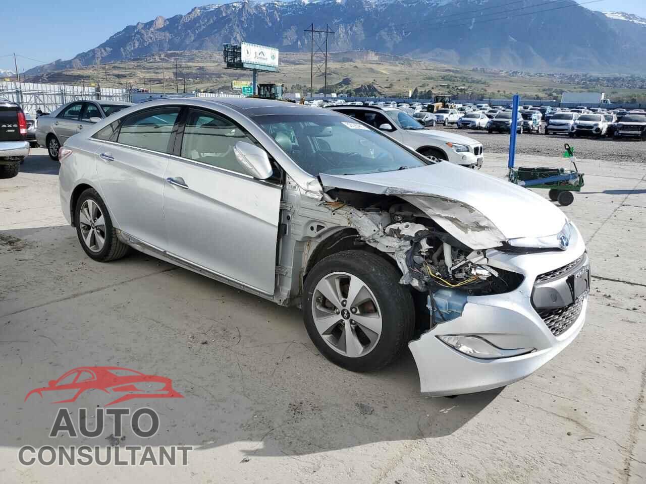 HYUNDAI SONATA 2012 - KMHEC4A40CA046878