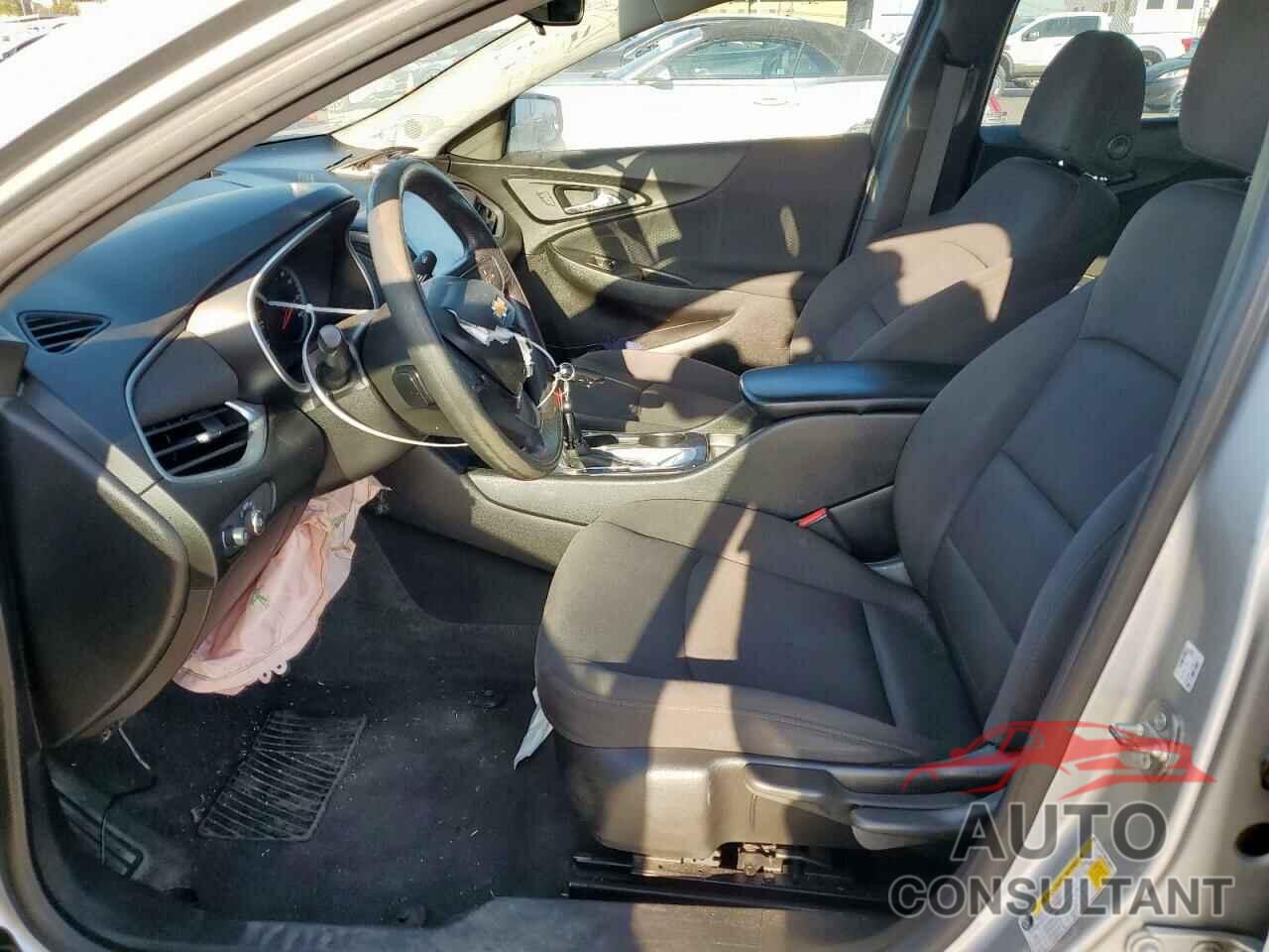 CHEVROLET MALIBU 2019 - 1G1ZB5ST7KF125950