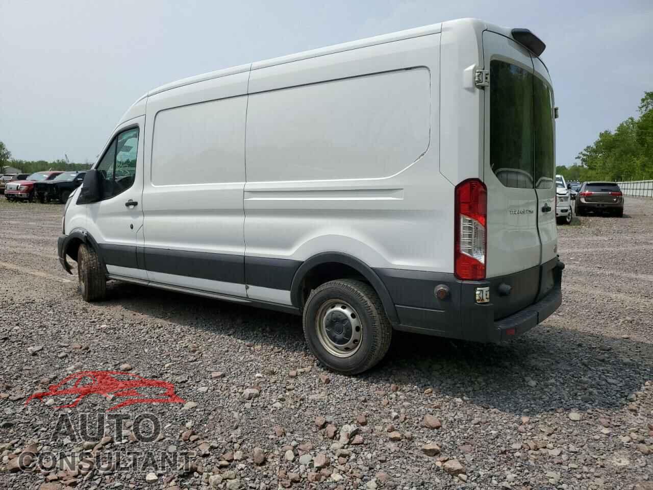 FORD TRANSIT 2018 - 1FTYR2CM2JKA09114