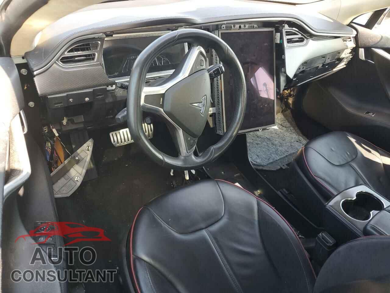 TESLA MODEL S 2013 - 5YJSA1CP2DFP06592
