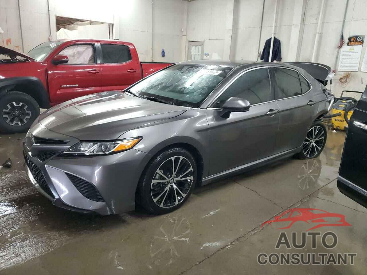 TOYOTA CAMRY 2020 - 4T1G11AK1LU908936