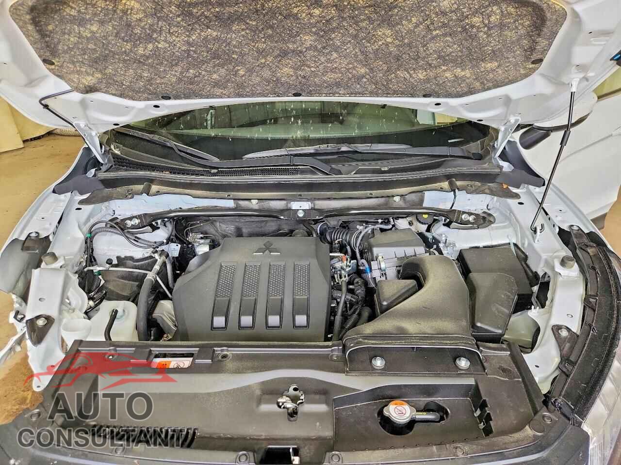 MITSUBISHI ECLIPSE 2026 - JA4ATWAA4TZ013754