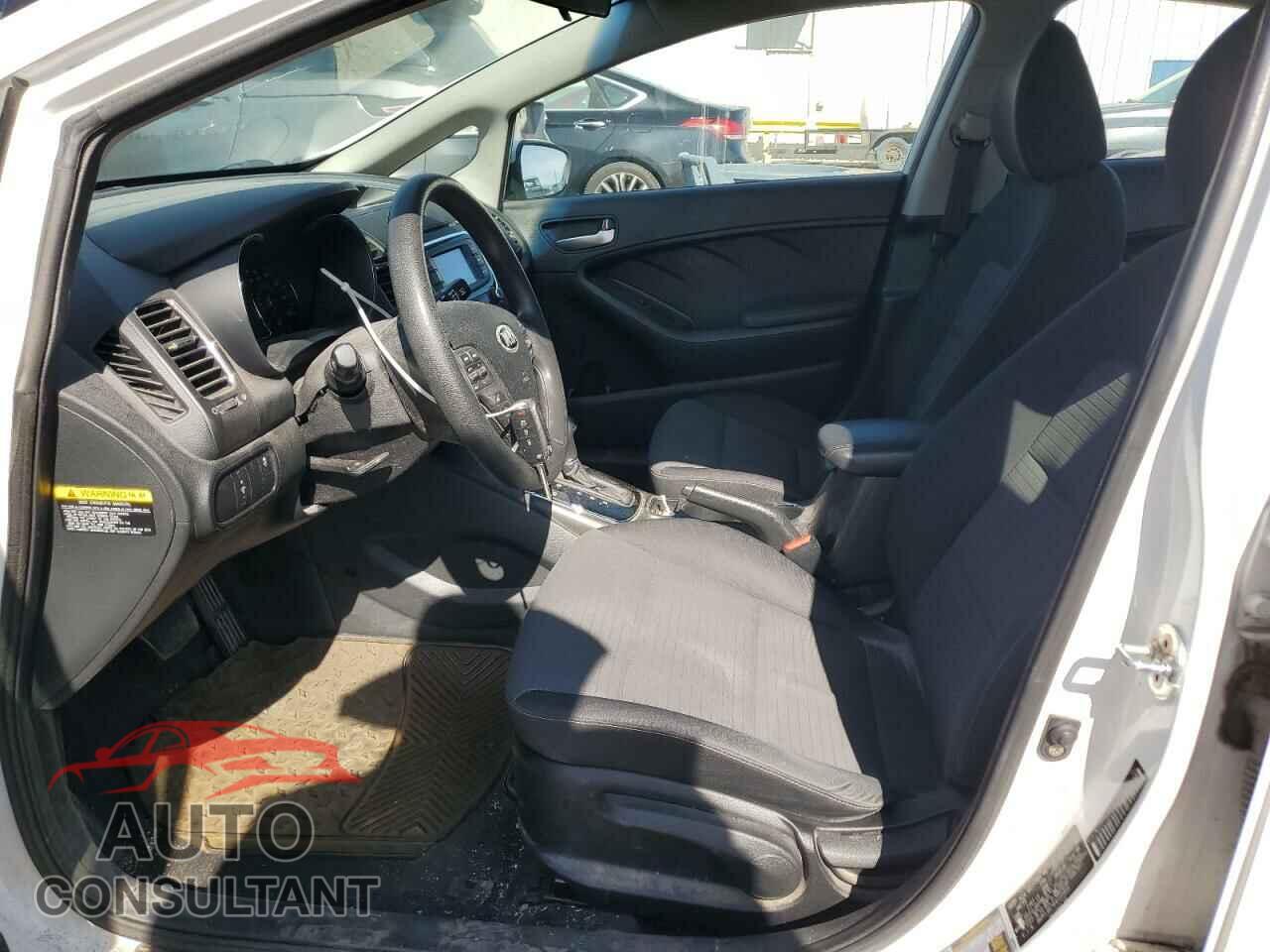 KIA FORTE 2017 - 3KPFL4A79HE015491