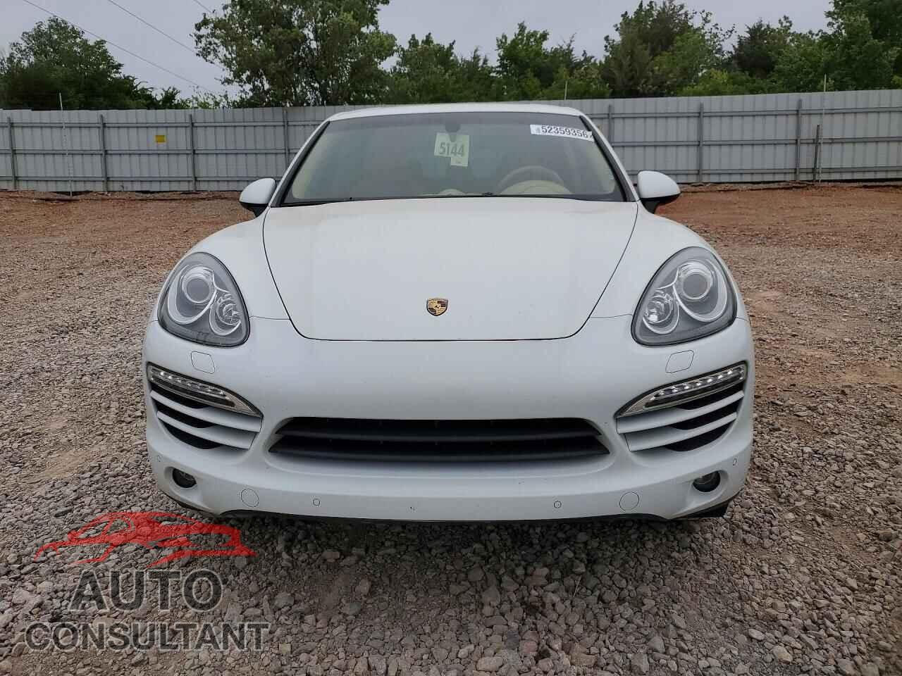 PORSCHE CAYENNE 2012 - WP1AA2A27CLA10538