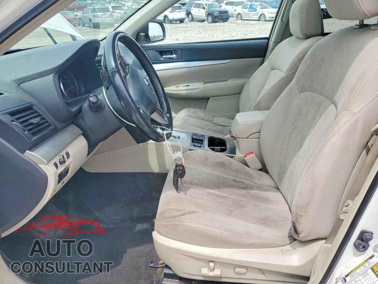 SUBARU OUTBACK 2013 - 4S4BRBGC9D3240724