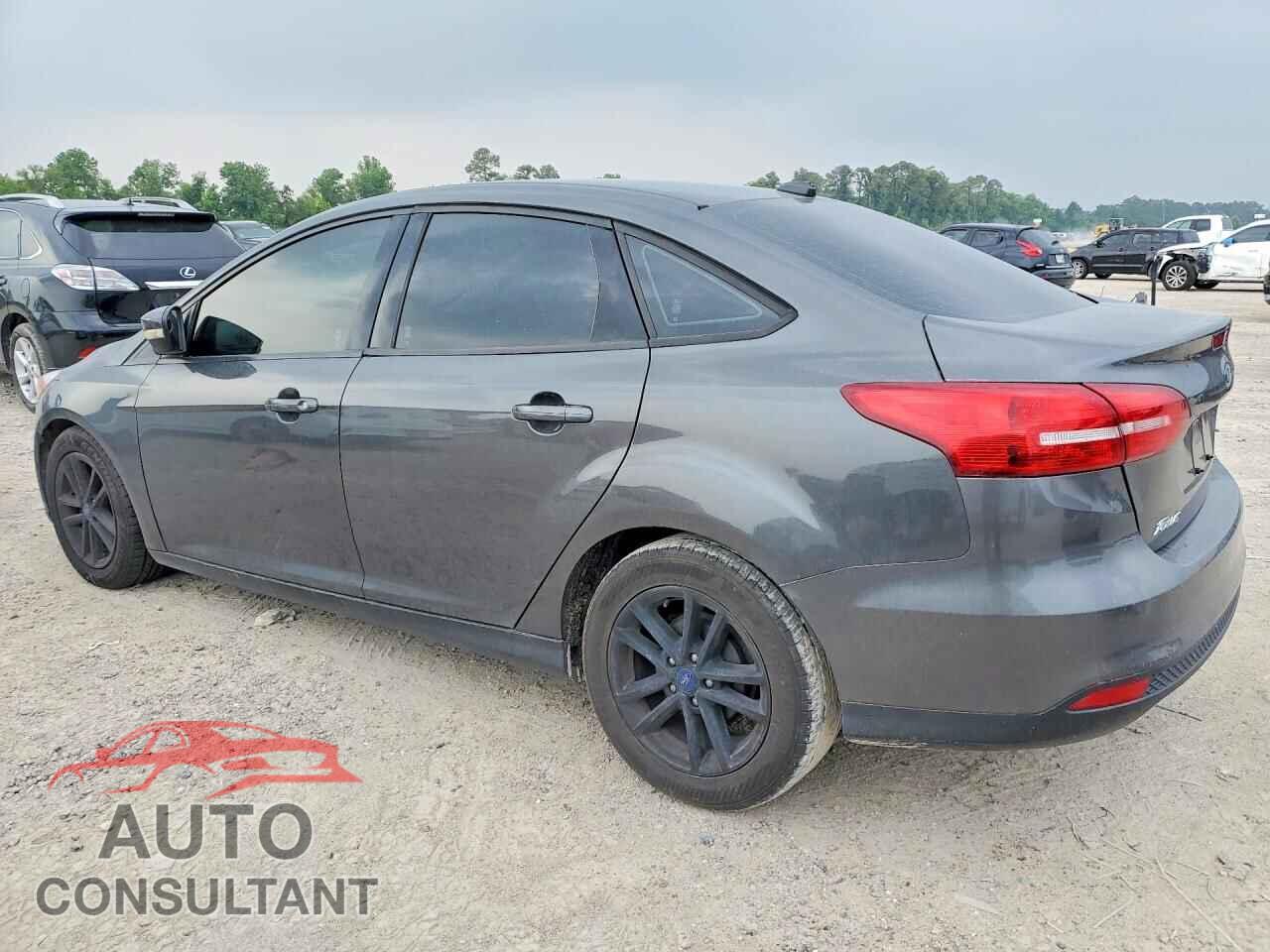 FORD FOCUS 2017 - 1FADP3F28HL297414