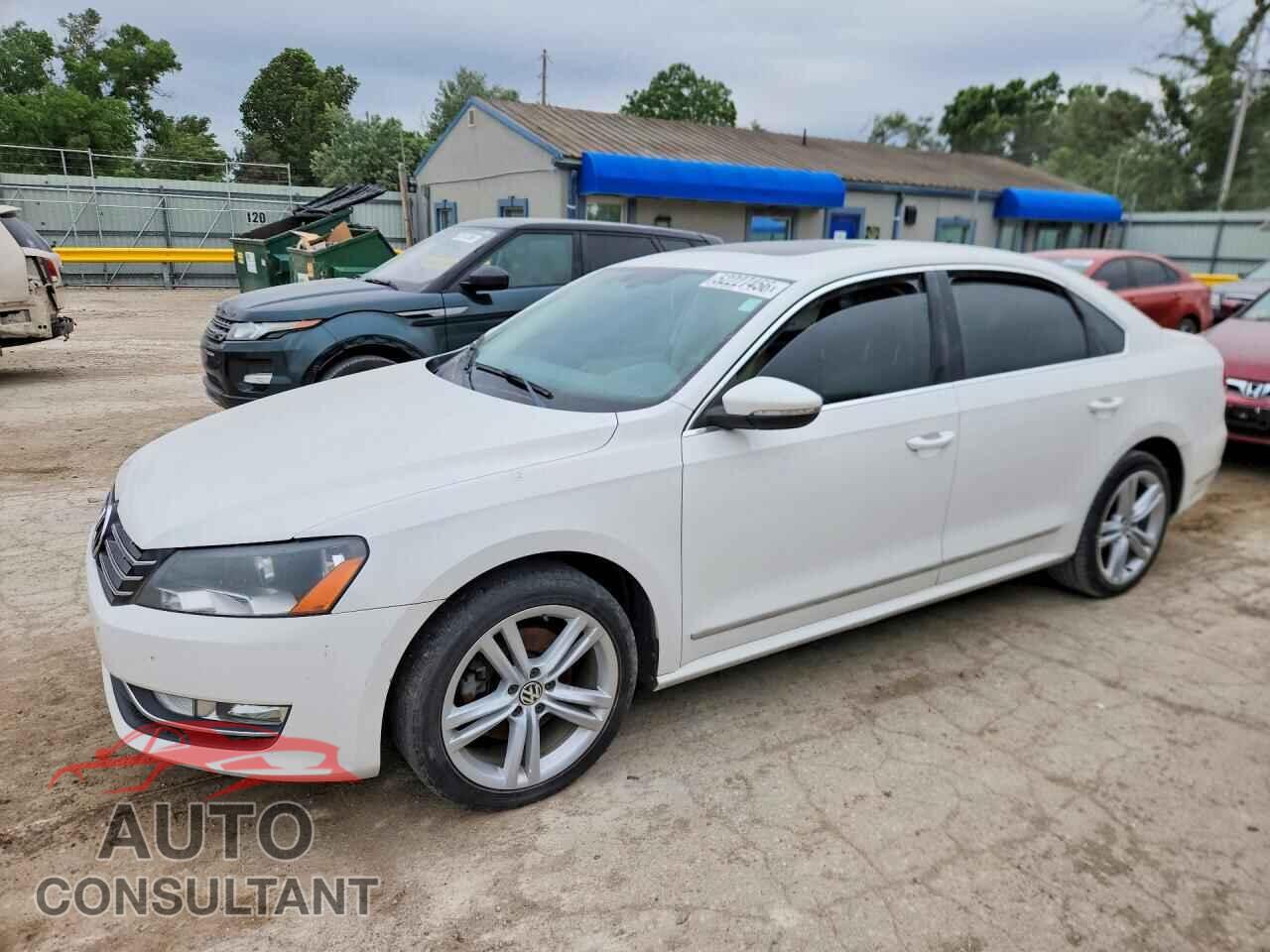 VOLKSWAGEN PASSAT 2012 - 1VWBN7A39CC036457