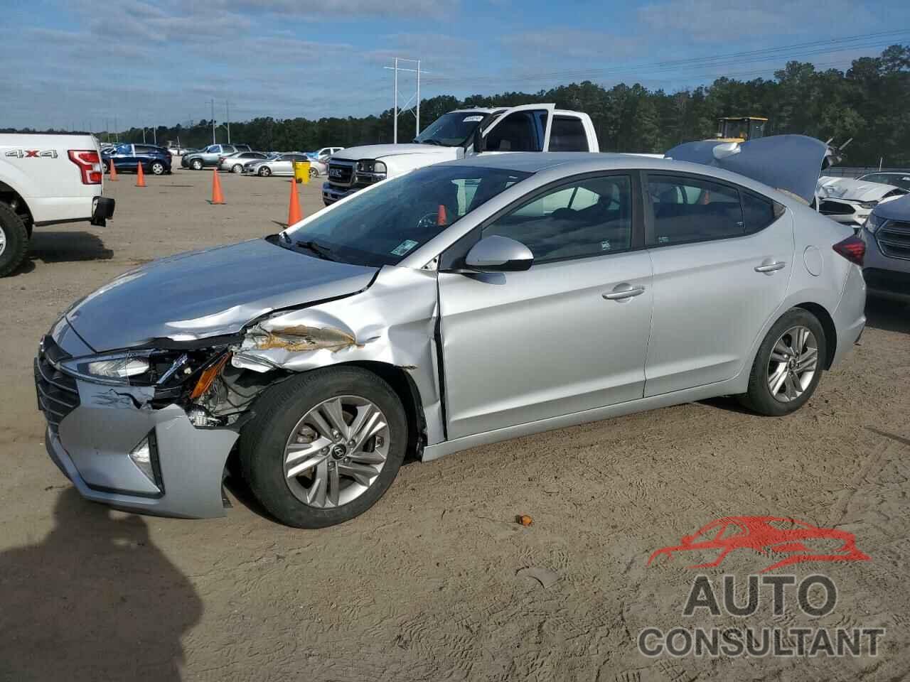 HYUNDAI ELANTRA 2019 - 5NPD84LF5KH422336