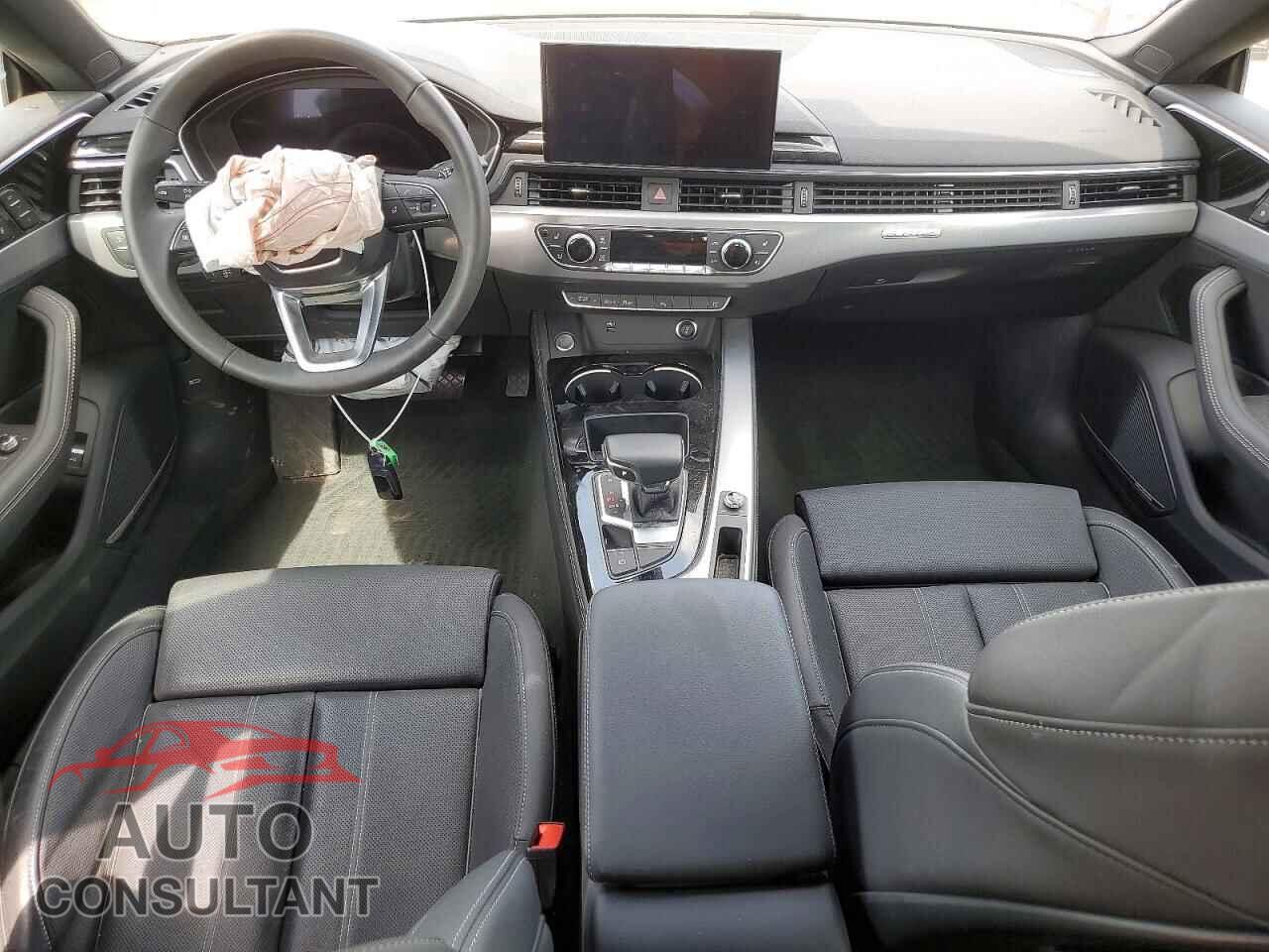 AUDI A5 2024 - WAUFACF52RA031928
