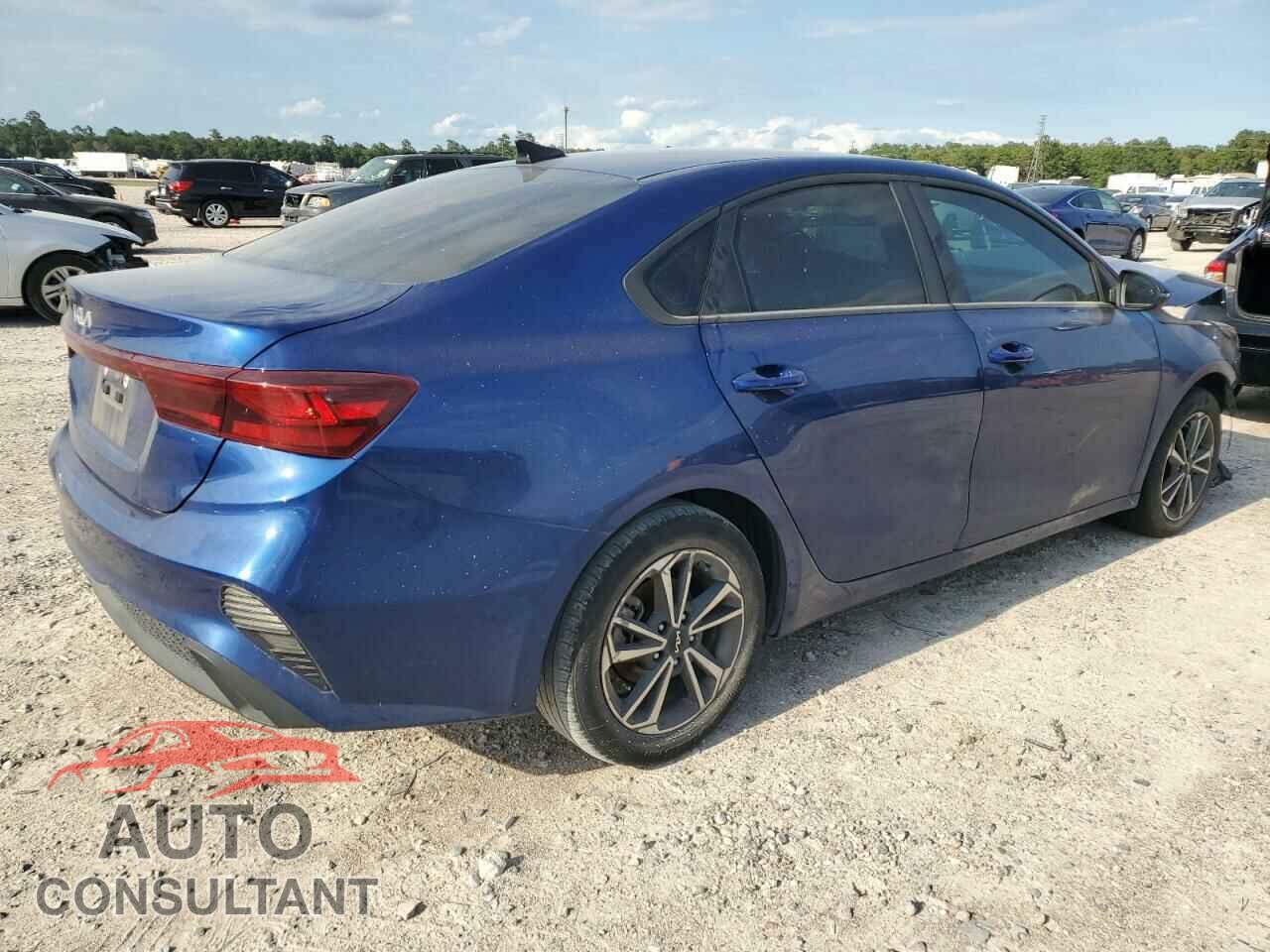 KIA FORTE 2022 - 3KPF24AD6NE484977