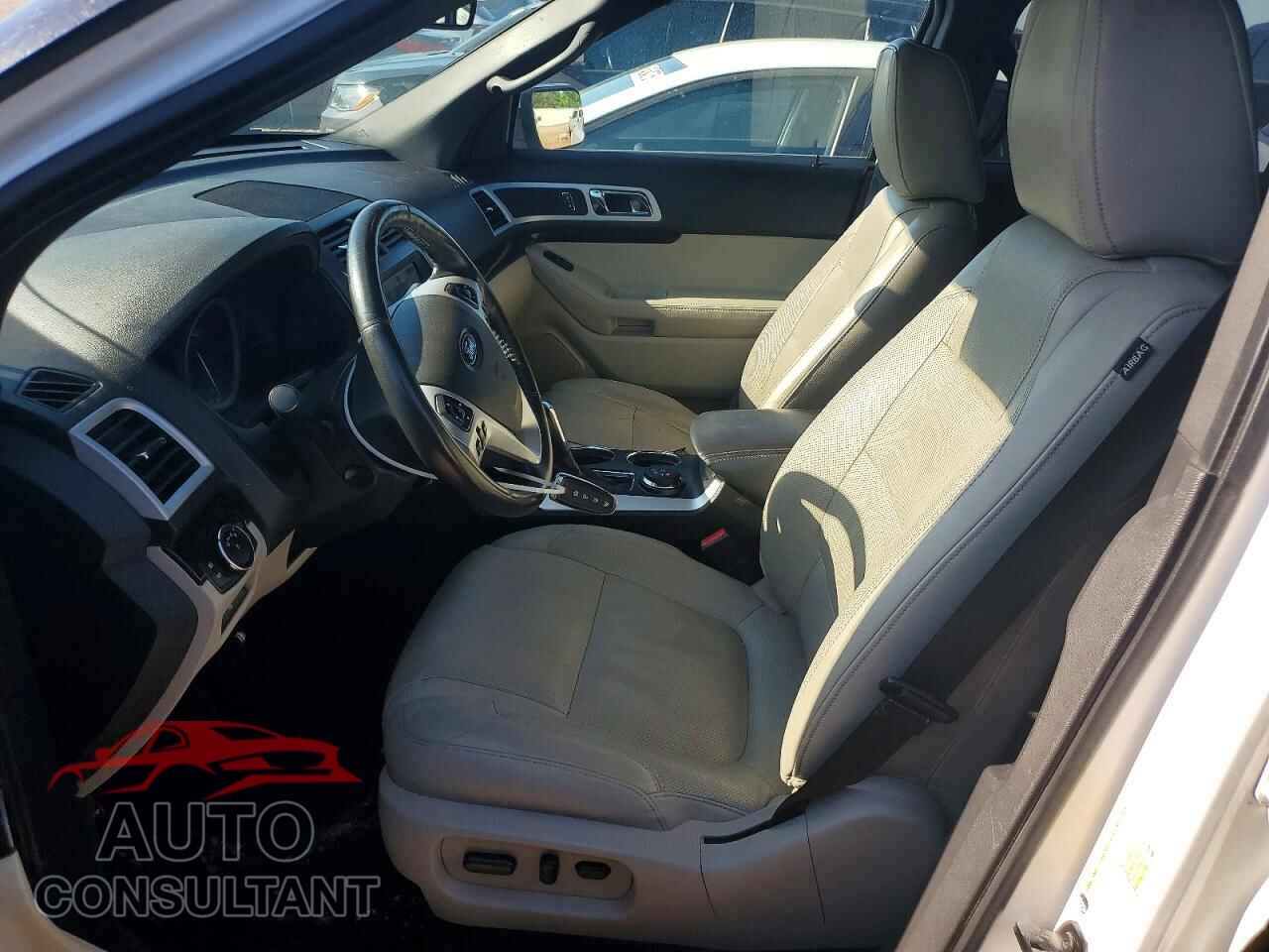 FORD EXPLORER 2011 - 1FMHK8F89BGA32203