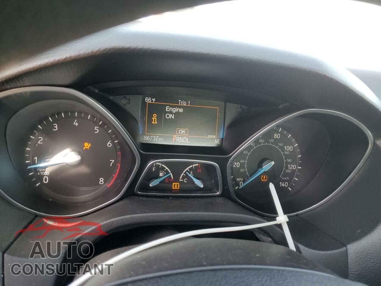 FORD FOCUS 2015 - 1FADP3F23FL289430