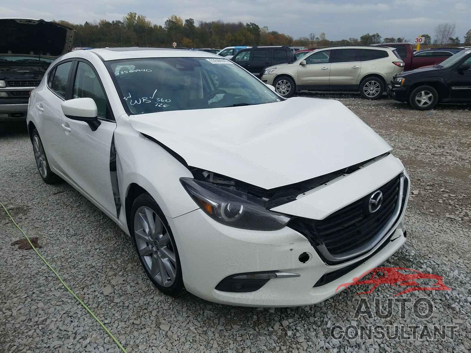 MAZDA 3 2017 - JM1BN1M38H1136208