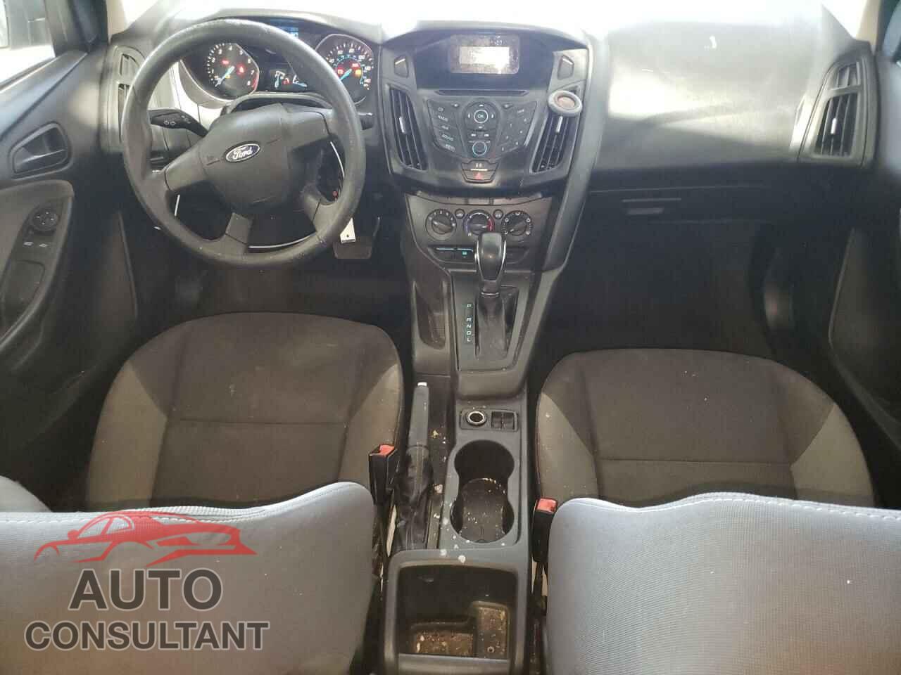 FORD FOCUS 2013 - 1FADP3E28DL136444