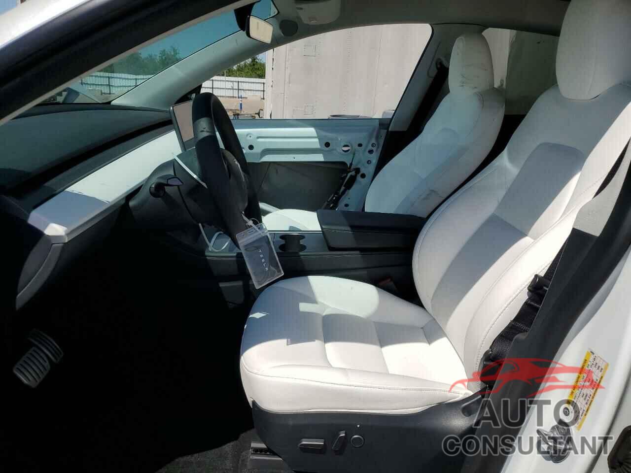 TESLA MODEL Y 2023 - 7SAYGDEF5PF744839