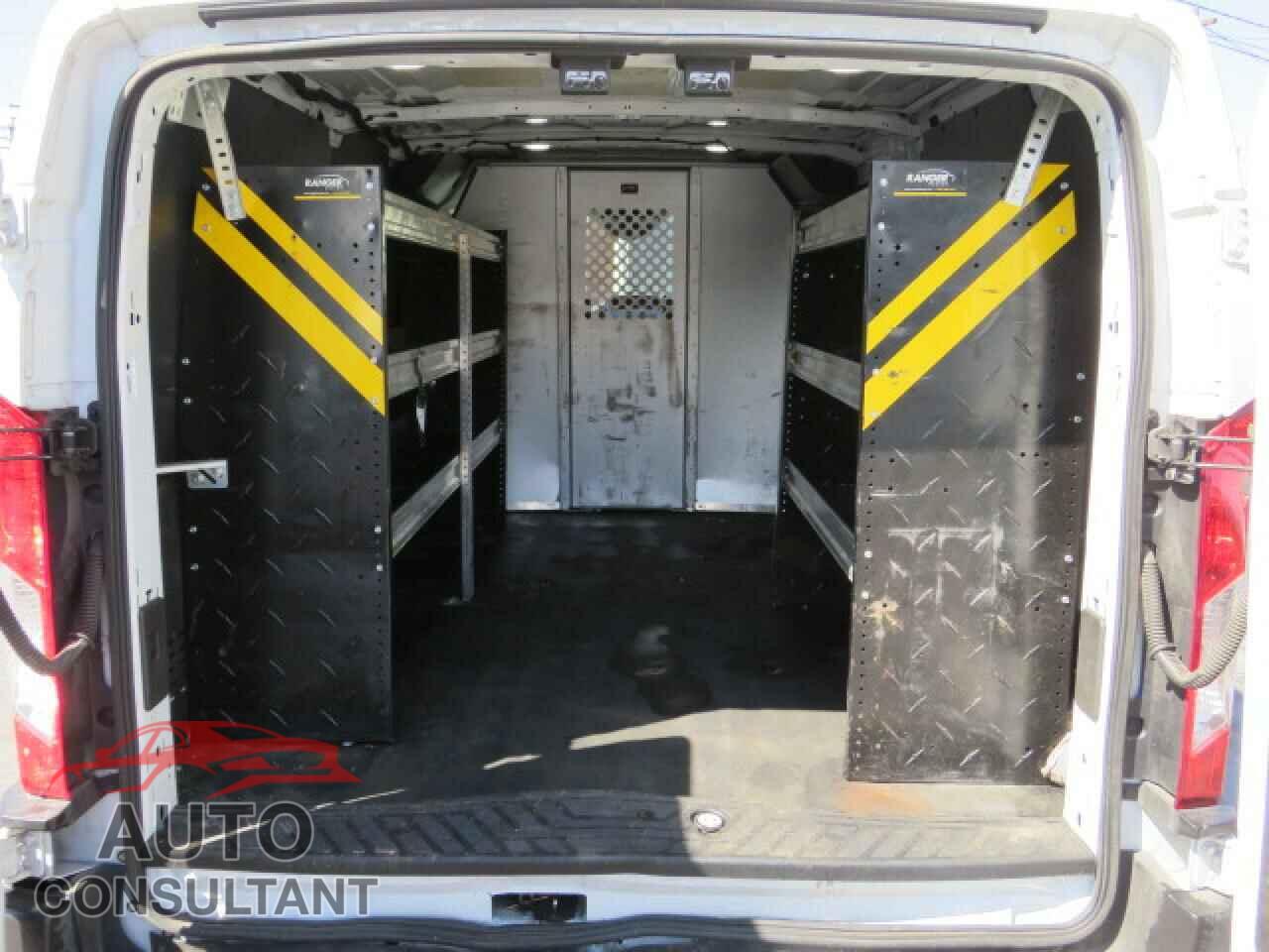 FORD TRANSIT 2019 - 1FTYE1YM7KKB86743