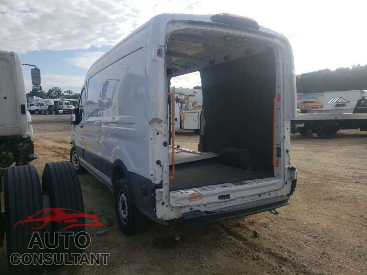FORD TRANSIT 2019 - 1FTYE2CMXKKB68251
