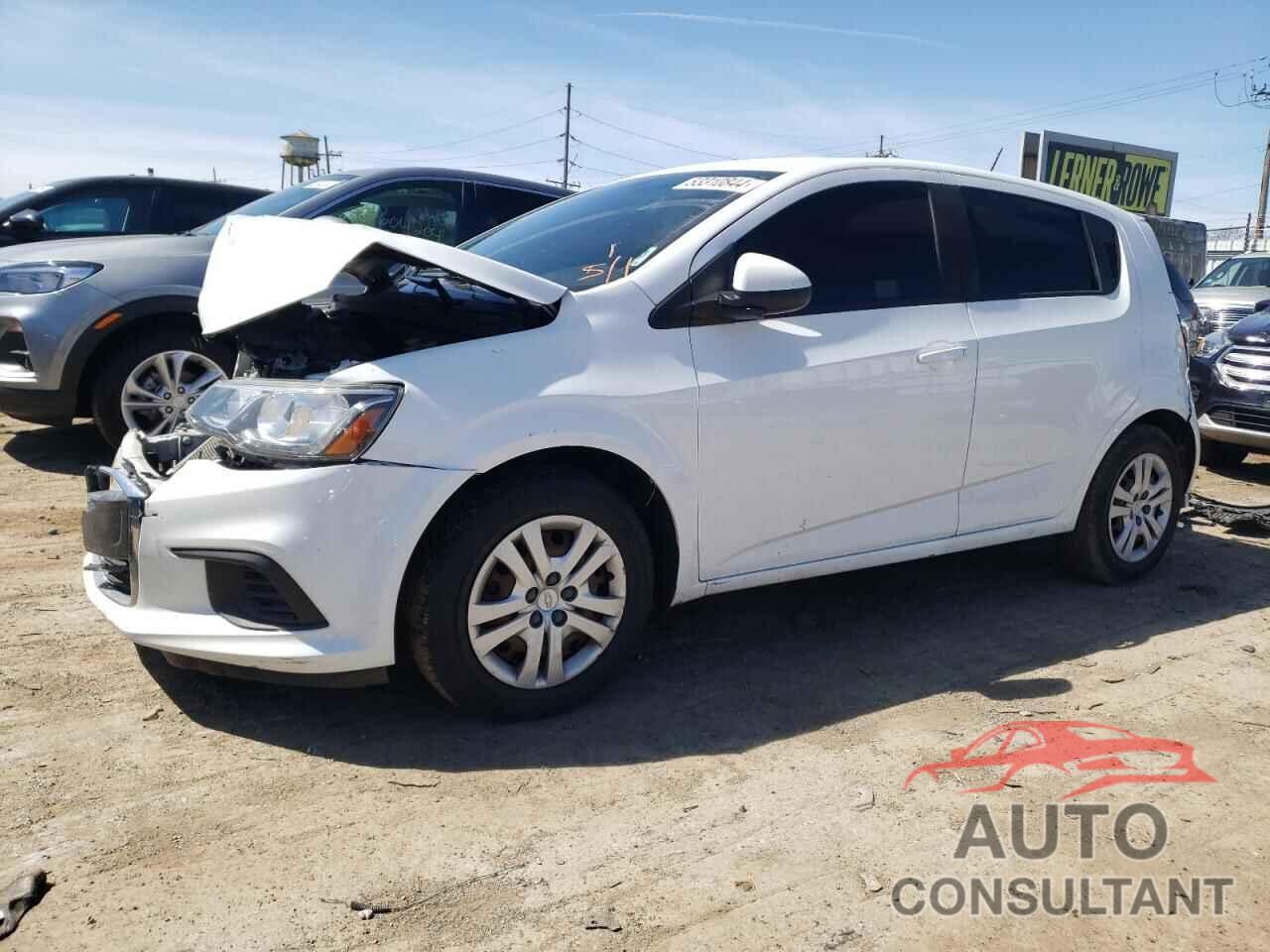 CHEVROLET SONIC 2017 - 1G1JG6SHXH4168957