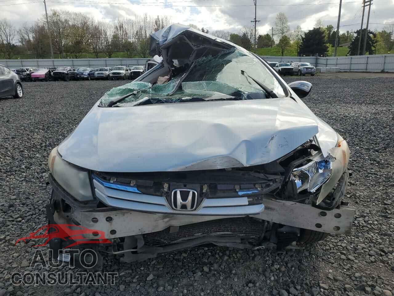 HONDA CIVIC 2012 - JHMFB4F26CS005943