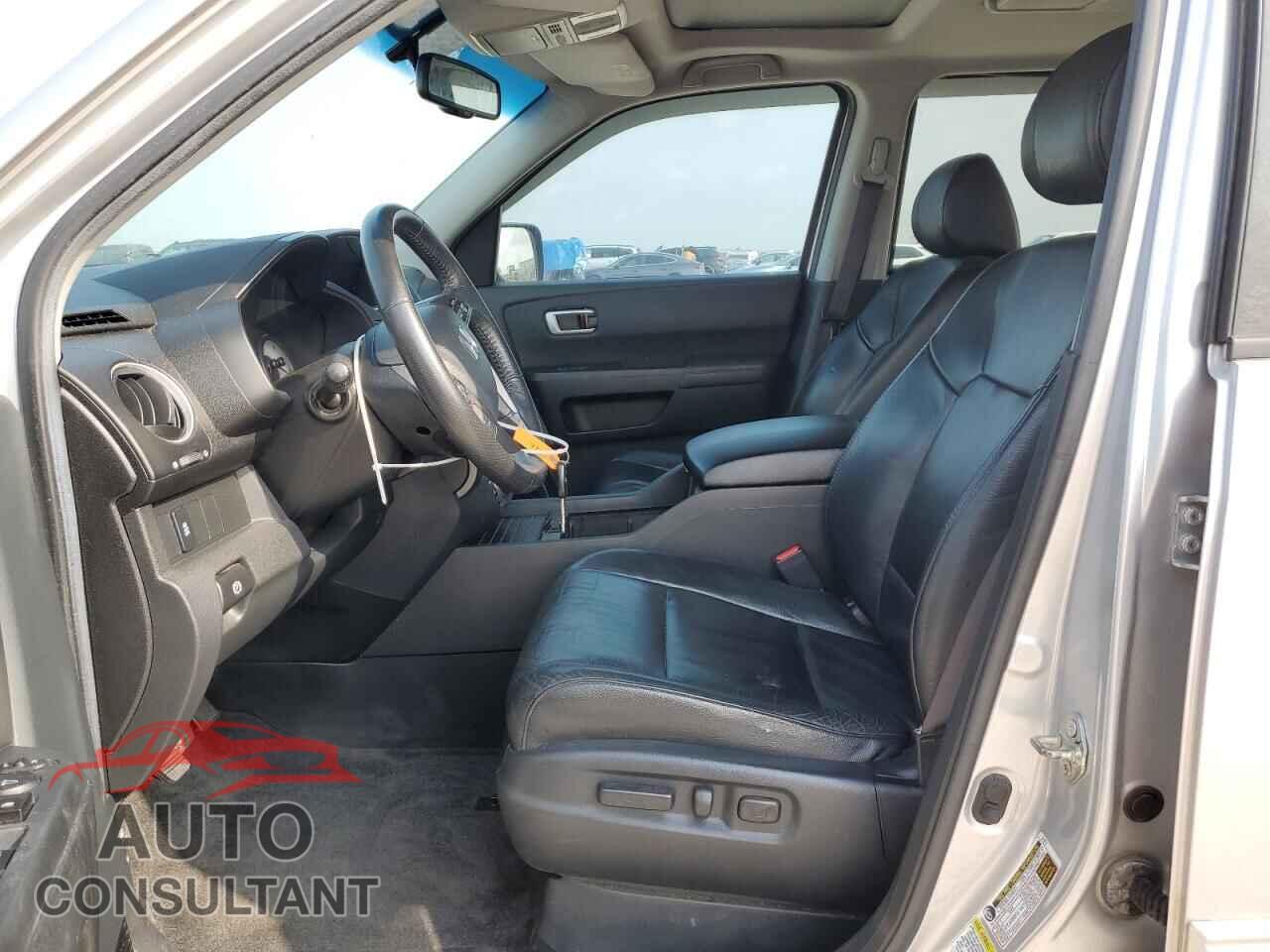 HONDA PILOT 2012 - 5FNYF3H68CB018148