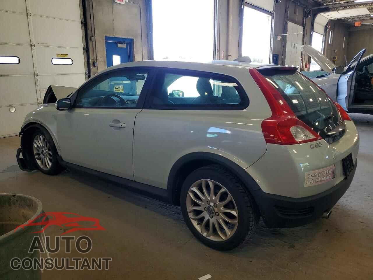 VOLVO C30 2009 - YV1MK672392137516