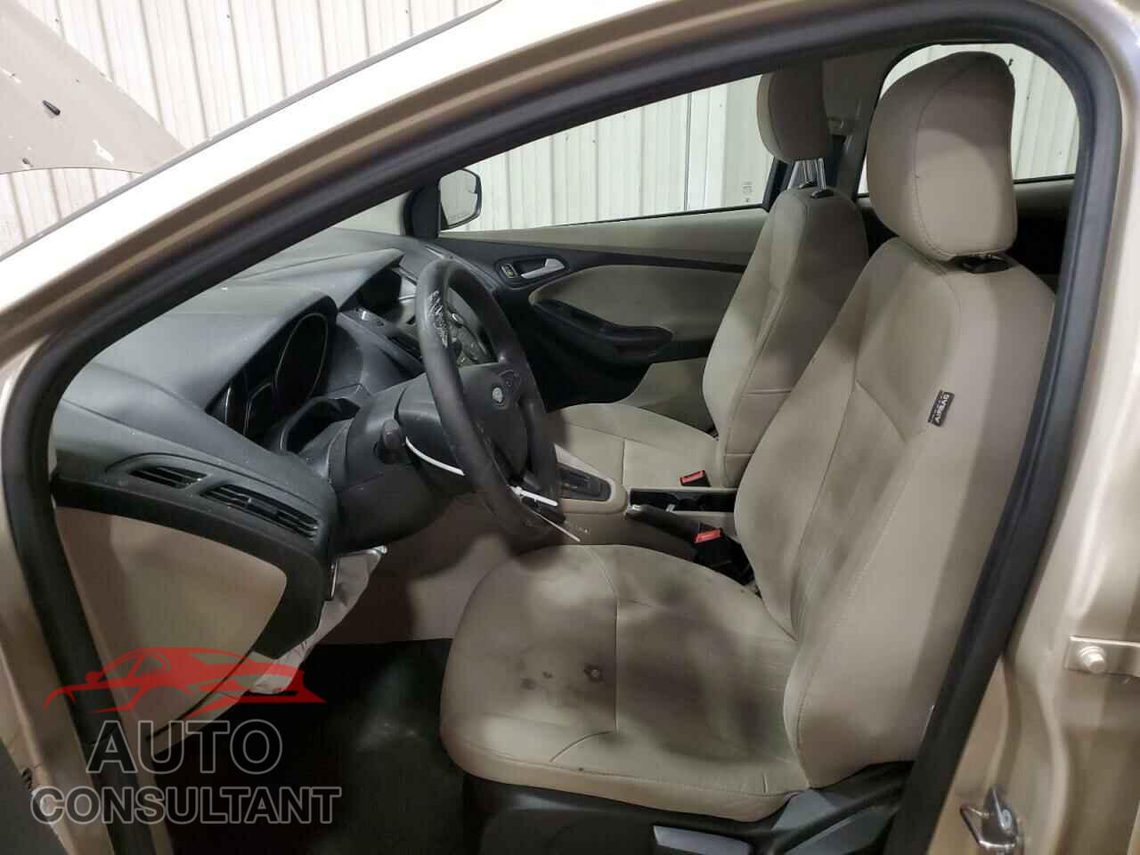 FORD FOCUS 2017 - 1FADP3F29HL316858