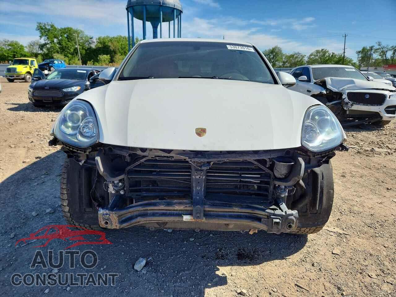 PORSCHE CAYENNE 2016 - WP1AA2A25GLA02315