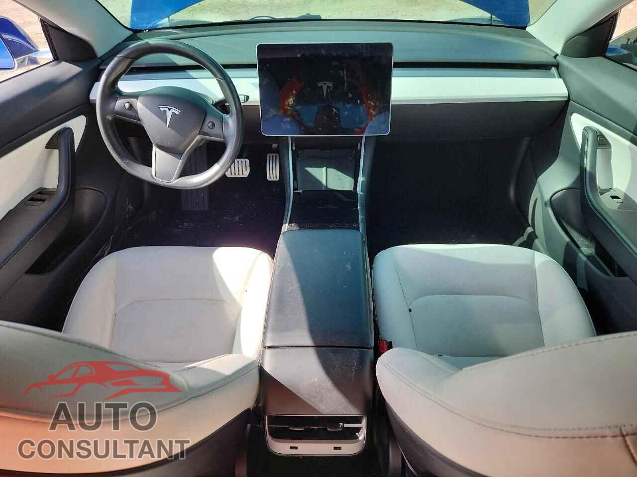 TESLA MODEL 3 2019 - 5YJ3E1EB6KF393585