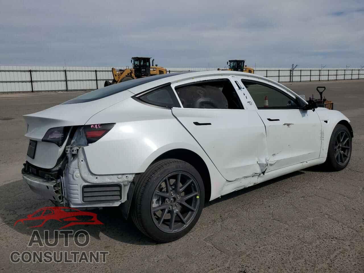 TESLA MODEL 3 2023 - 5YJ3E1EA7PF546974