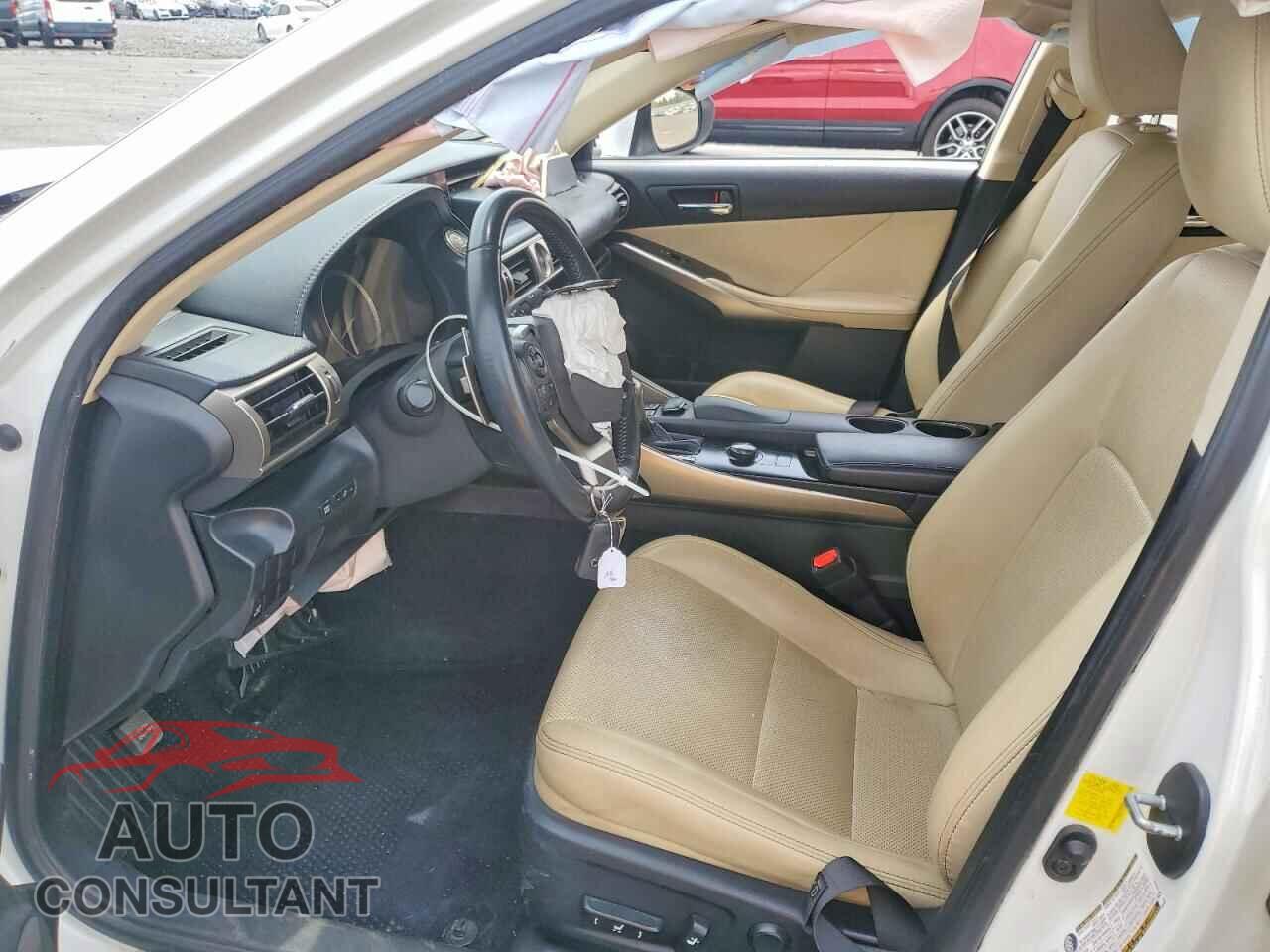 LEXUS IS 2014 - JTHBF1D25E5011237