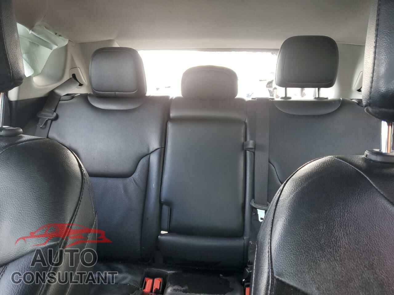 JEEP COMPASS 2021 - 3C4NJDCB9MT528510