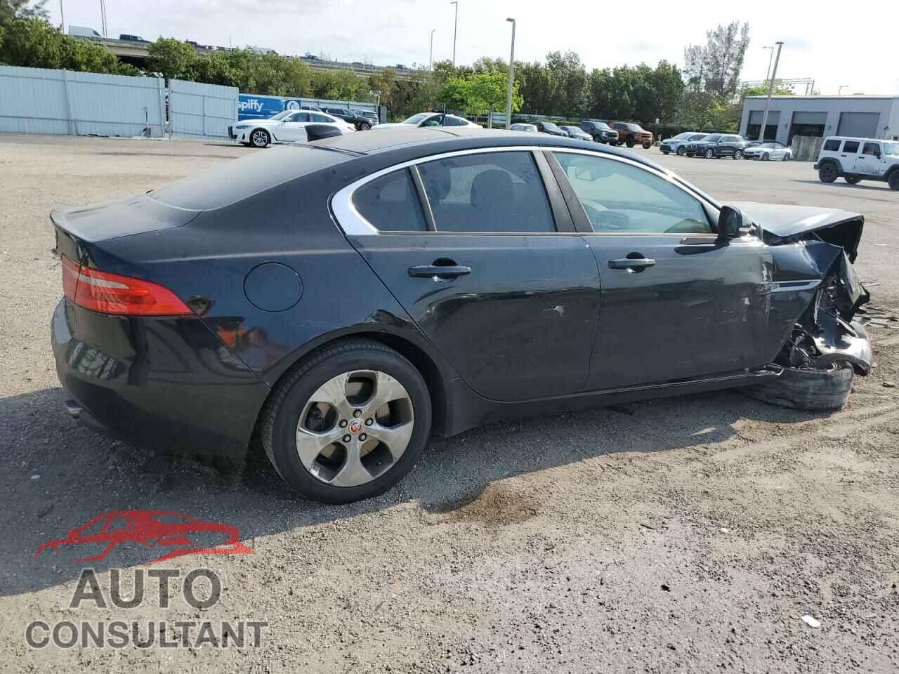 JAGUAR XE 2017 - SAJAR4BG4HA949554
