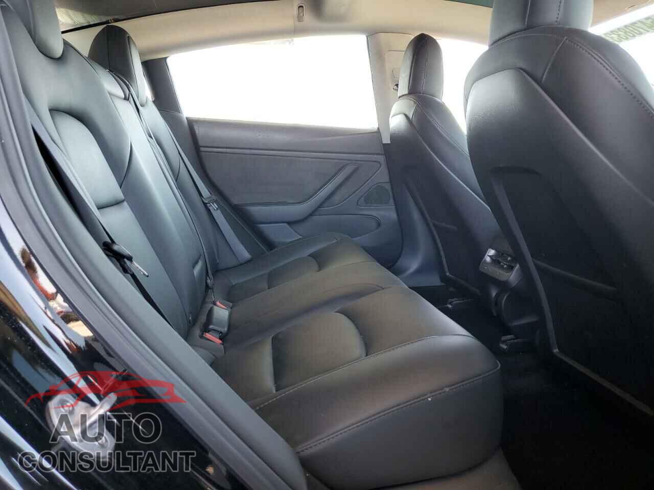 TESLA MODEL 3 2023 - 5YJ3E1EA3PF385877