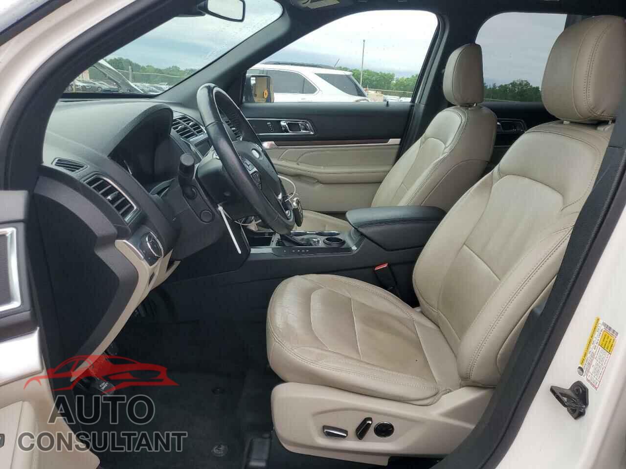 FORD EXPLORER 2018 - 1FM5K7F87JGA63736