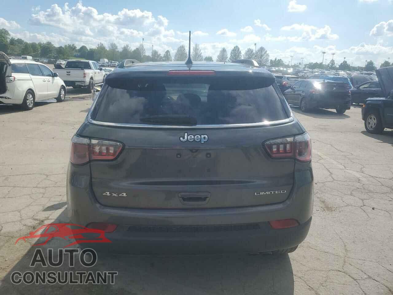 JEEP COMPASS 2018 - 3C4NJDCB0JT290610