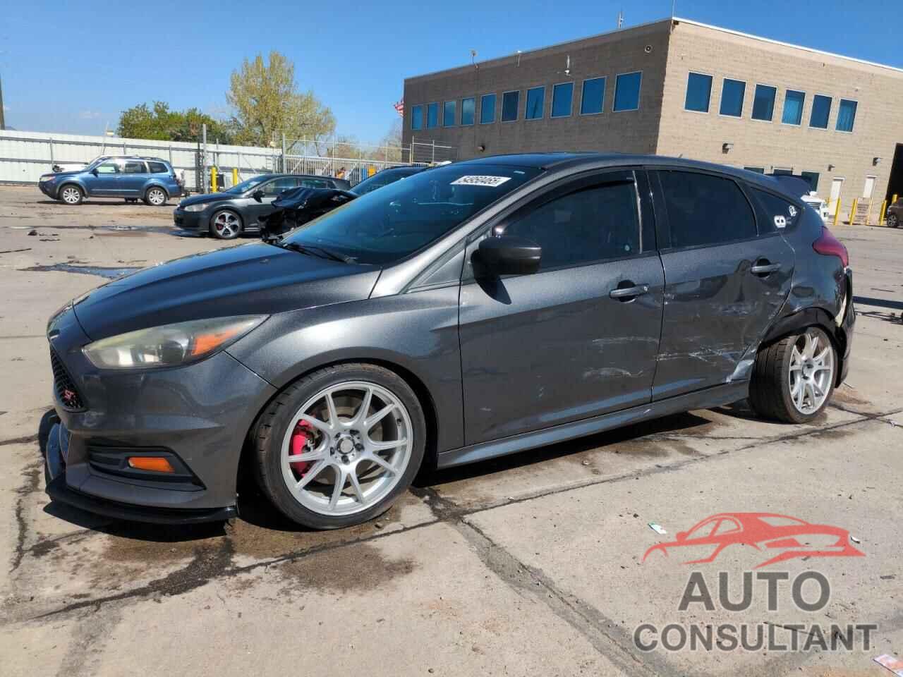 FORD FOCUS 2017 - 1FADP3L95HL298134
