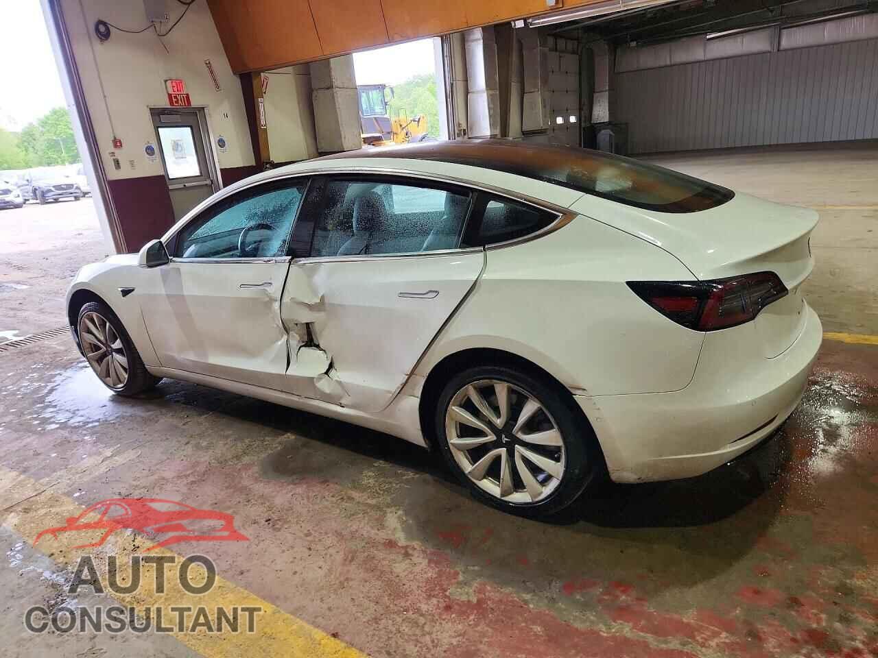 TESLA MODEL 3 2018 - 5YJ3E1EA1JF126506