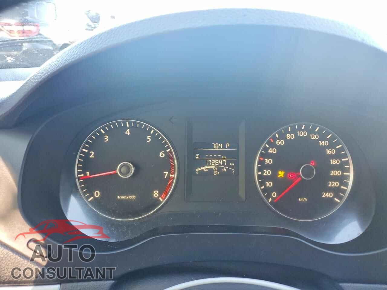 VOLKSWAGEN JETTA 2012 - 3VWLX7AJ5CM311317