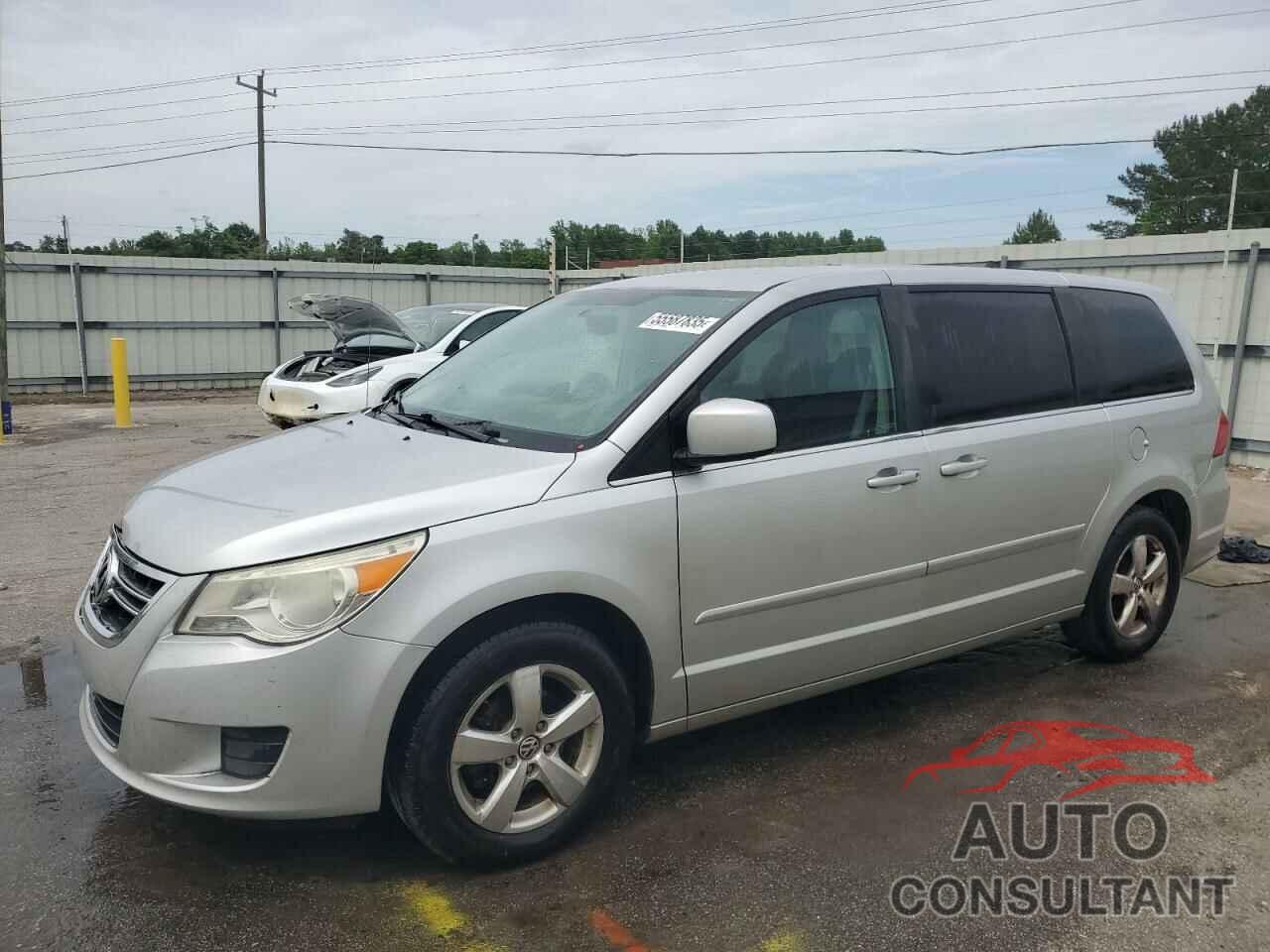 VOLKSWAGEN ROUTAN 2010 - 2V4RW3D19AR333448