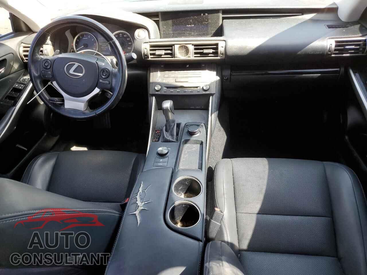 LEXUS IS 2015 - JTHBF1D29F5065996