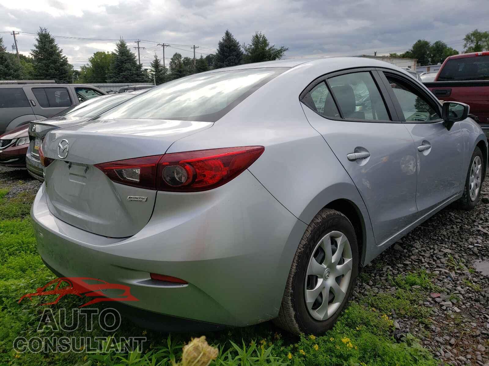 MAZDA 3 2017 - 3MZBN1U73HM146650