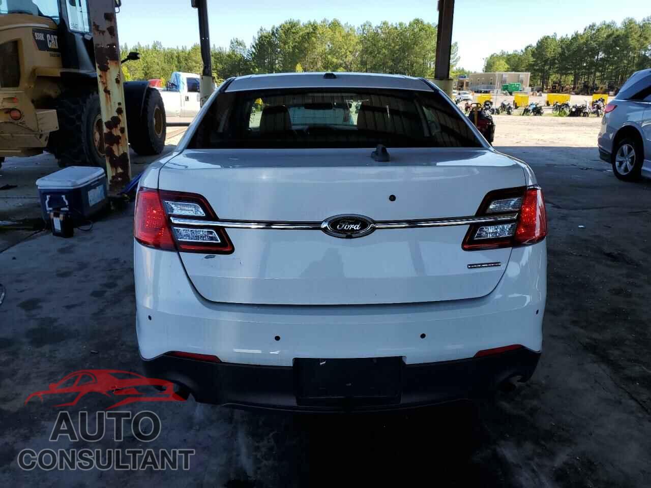 FORD TAURUS 2017 - 1FAHP2L83HG144663