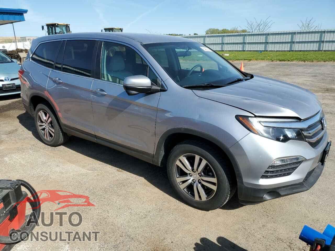 HONDA PILOT 2017 - 5FNYF6H39HB068006