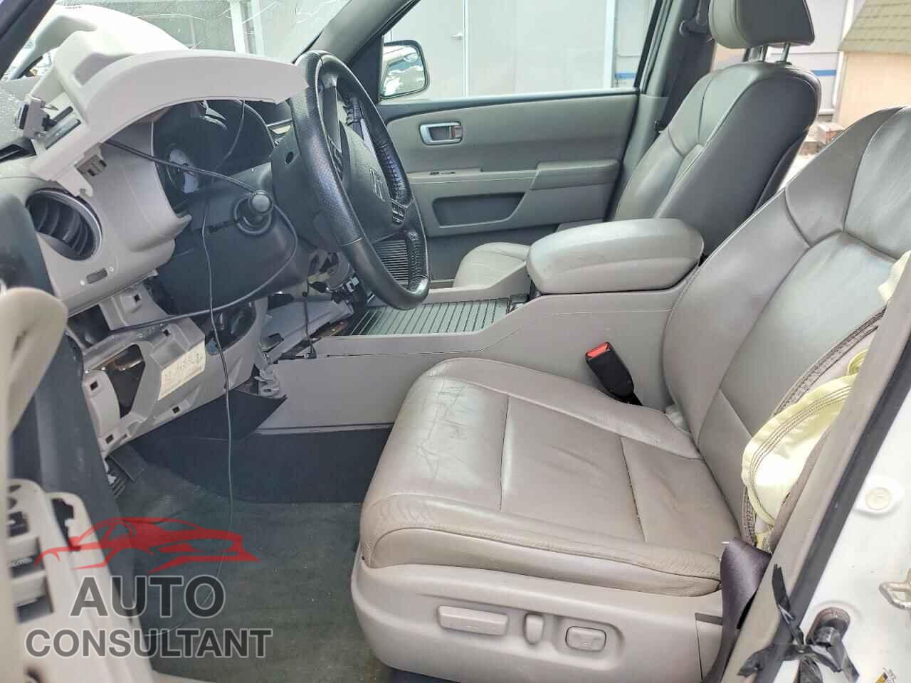 HONDA PILOT 2014 - 5FNYF4H58EB054017