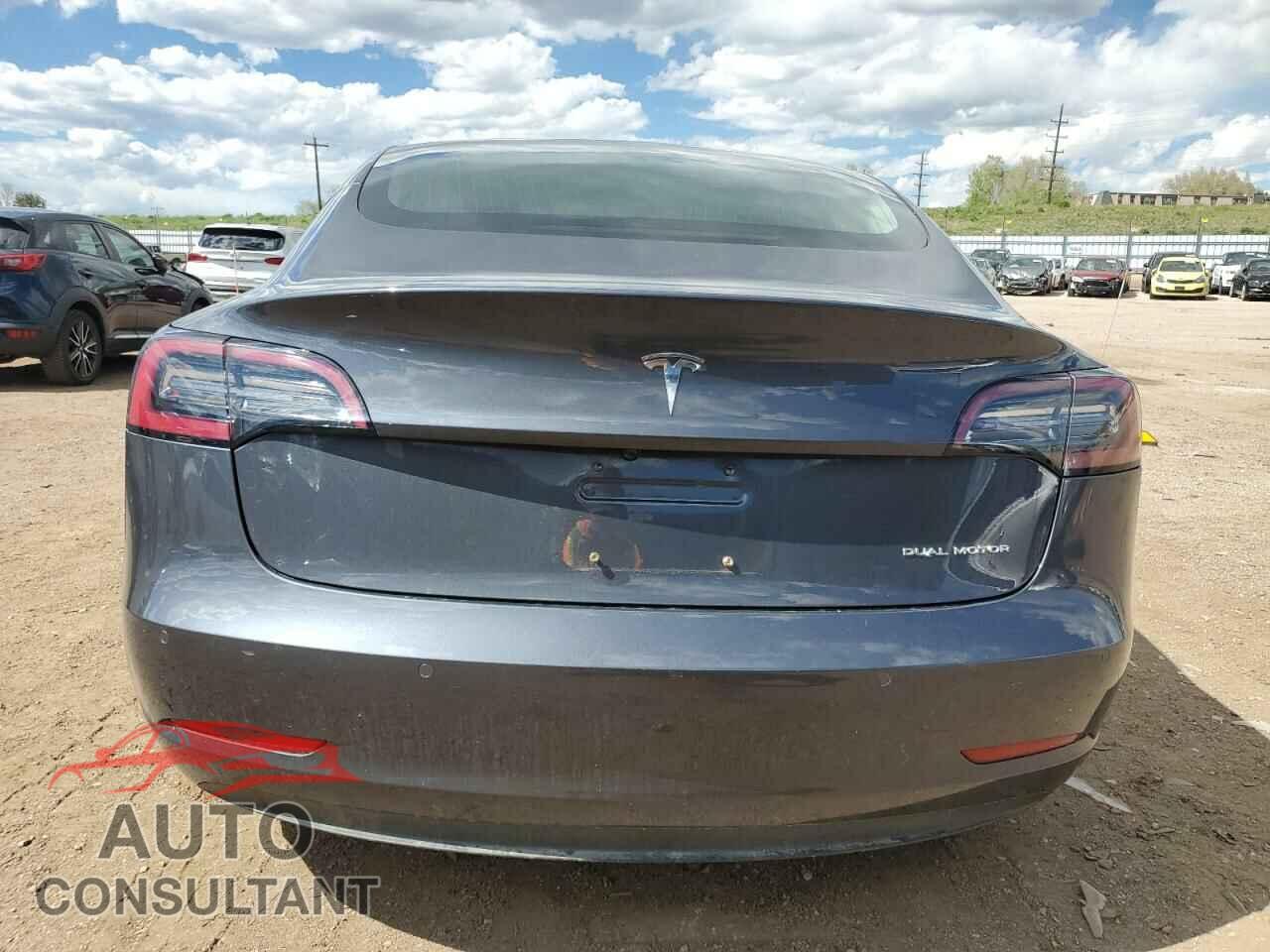 TESLA MODEL 3 2018 - 5YJ3E1EB5JF114450